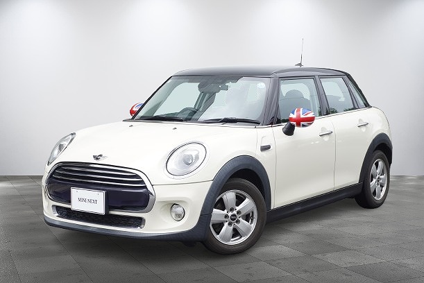 MINI　クーパー5ドア　196