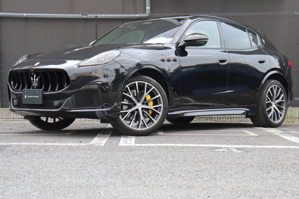 Maserati Grecale Trofeo 左H　7888