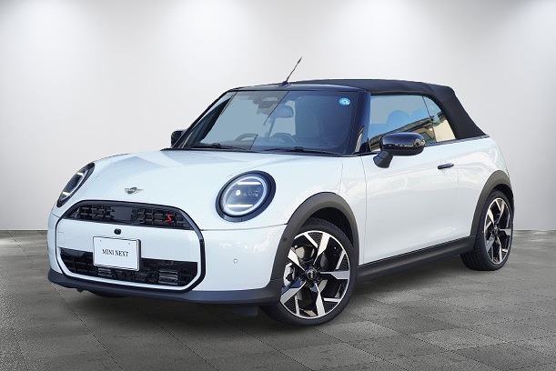 MINI　コンバーチブル　クーパーS DCT　225