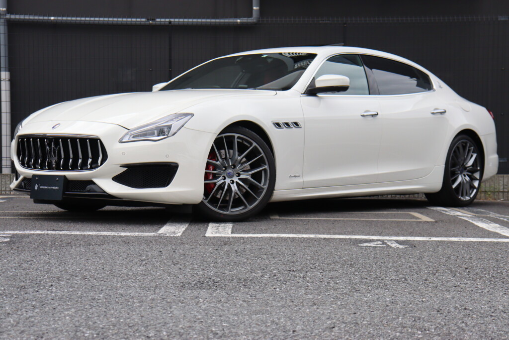 Maserati QuattroPorte S GranSport 右H　7120