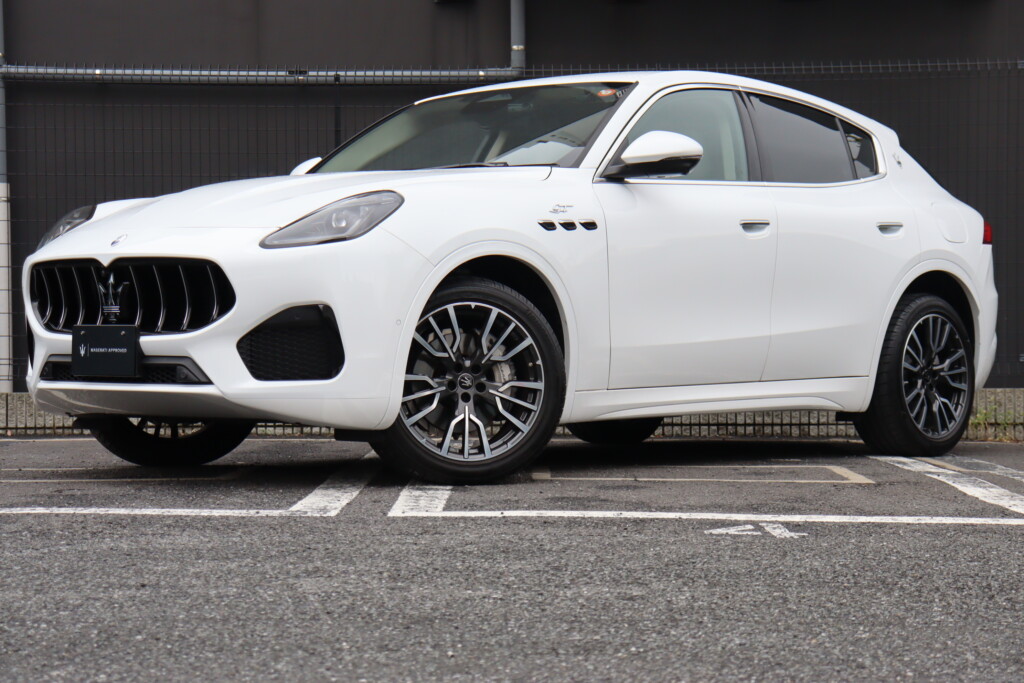 Maserati Grecale GT 右H　2286