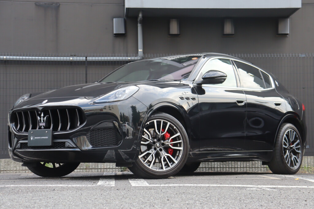 Maserati Grecale GT 右H　8203