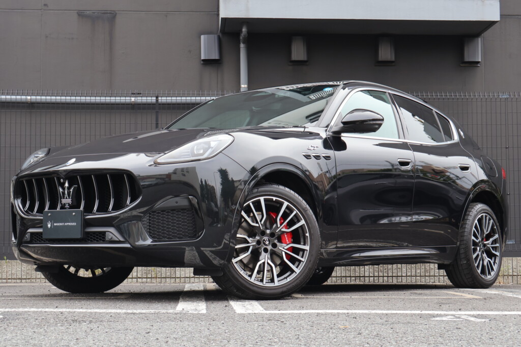 Maserati Grecale GT 右H　8206