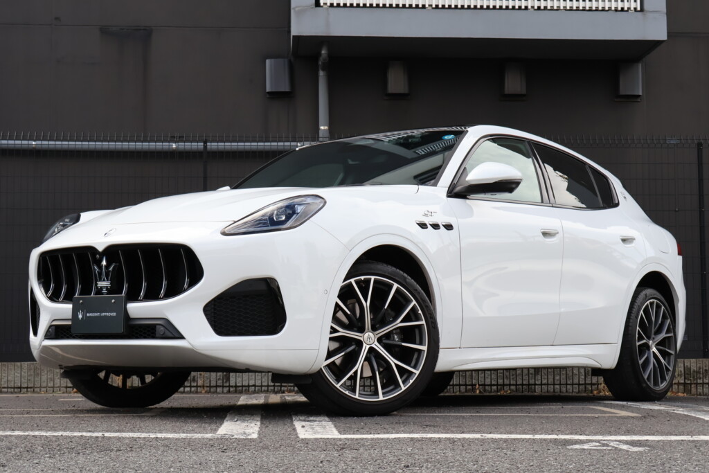 Maserati Grecale GT Oltre【限定車】 右H　5657