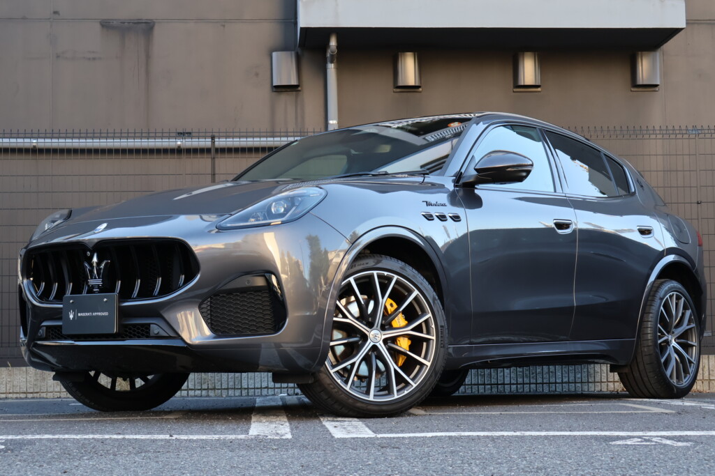 Maserati Grecale Modena 右H　6416