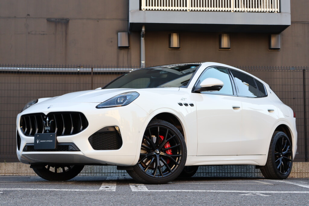 Maserati Grecale GT Interni Rossi 右H　4620