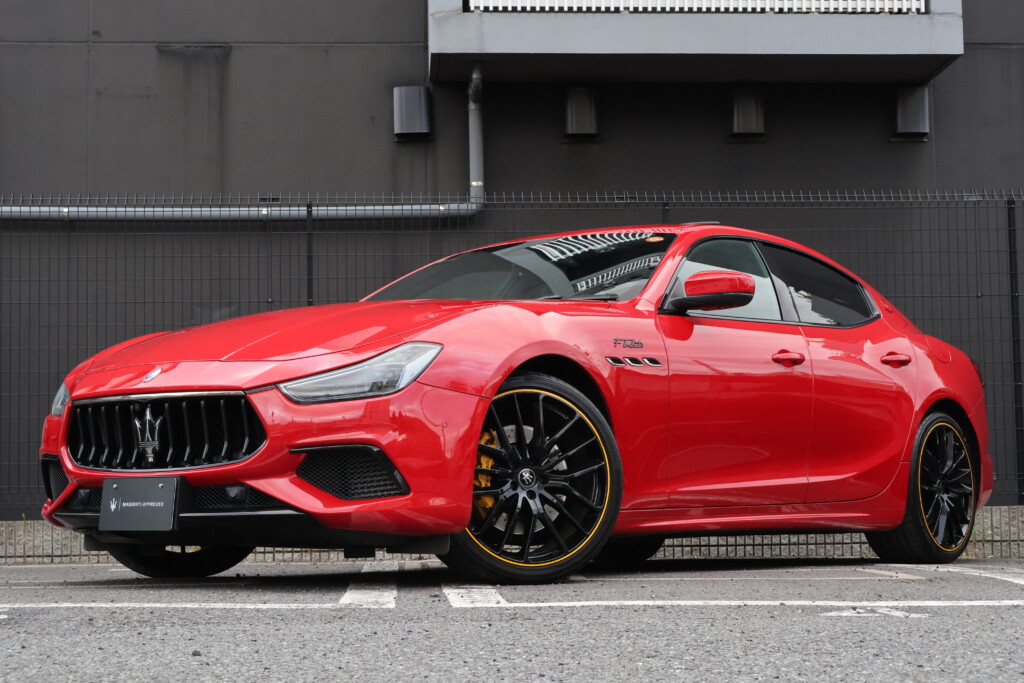 Maserati Ghibli F Tributo【国内限定カラー7台】
